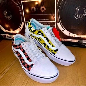 VANS COMFYCUSH OLD SKOOL- MIXED MEDIA US W SIZE 10